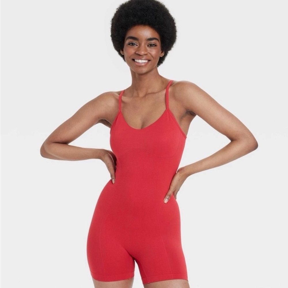 XXL Colsie Women's Red Seamless Bodysuit